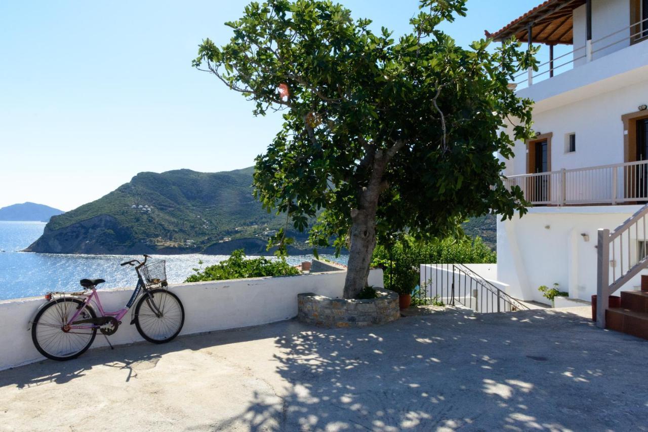 Tsoukalaria Studios Skopelos Town Bagian luar foto