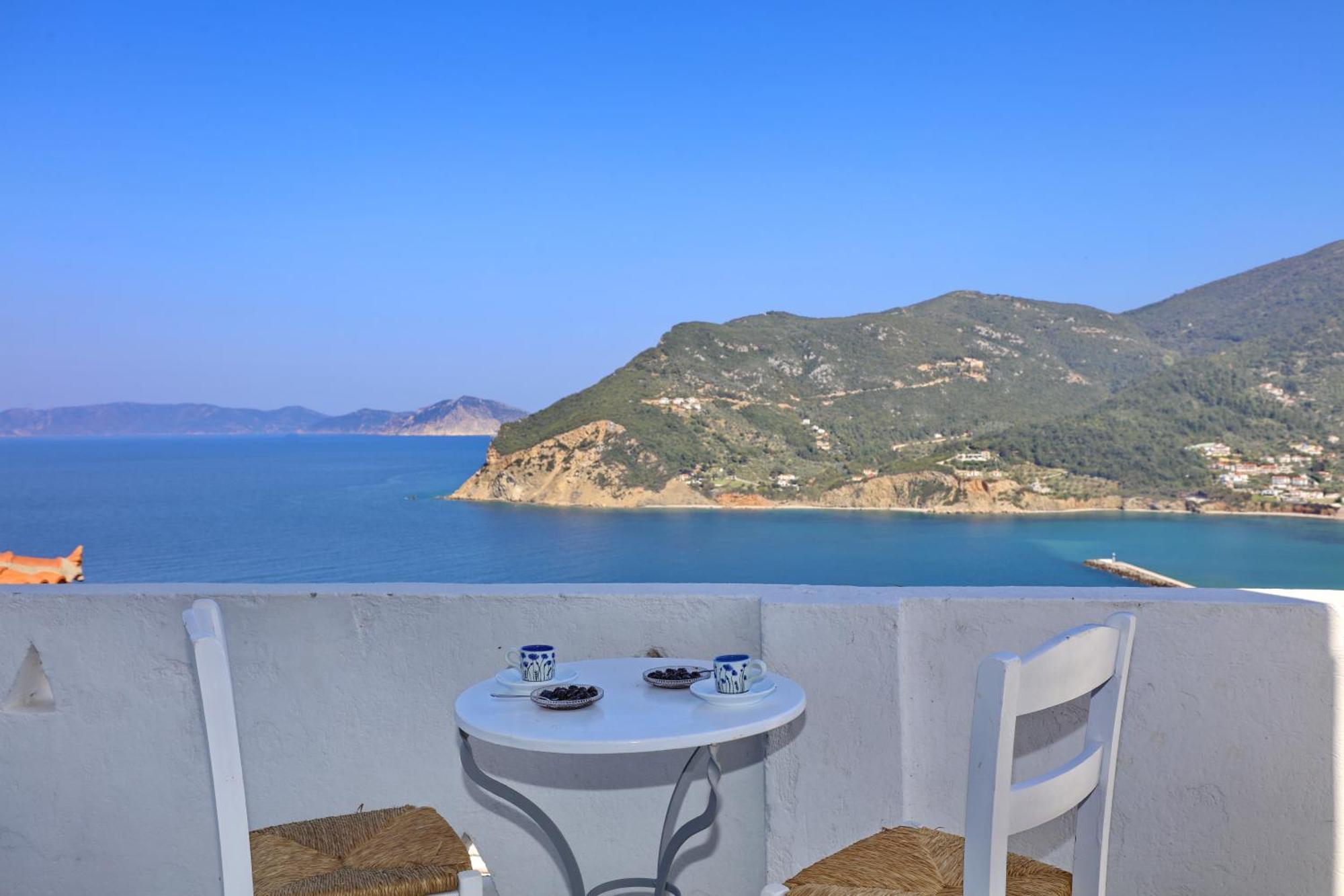 Tsoukalaria Studios Skopelos Town Bagian luar foto
