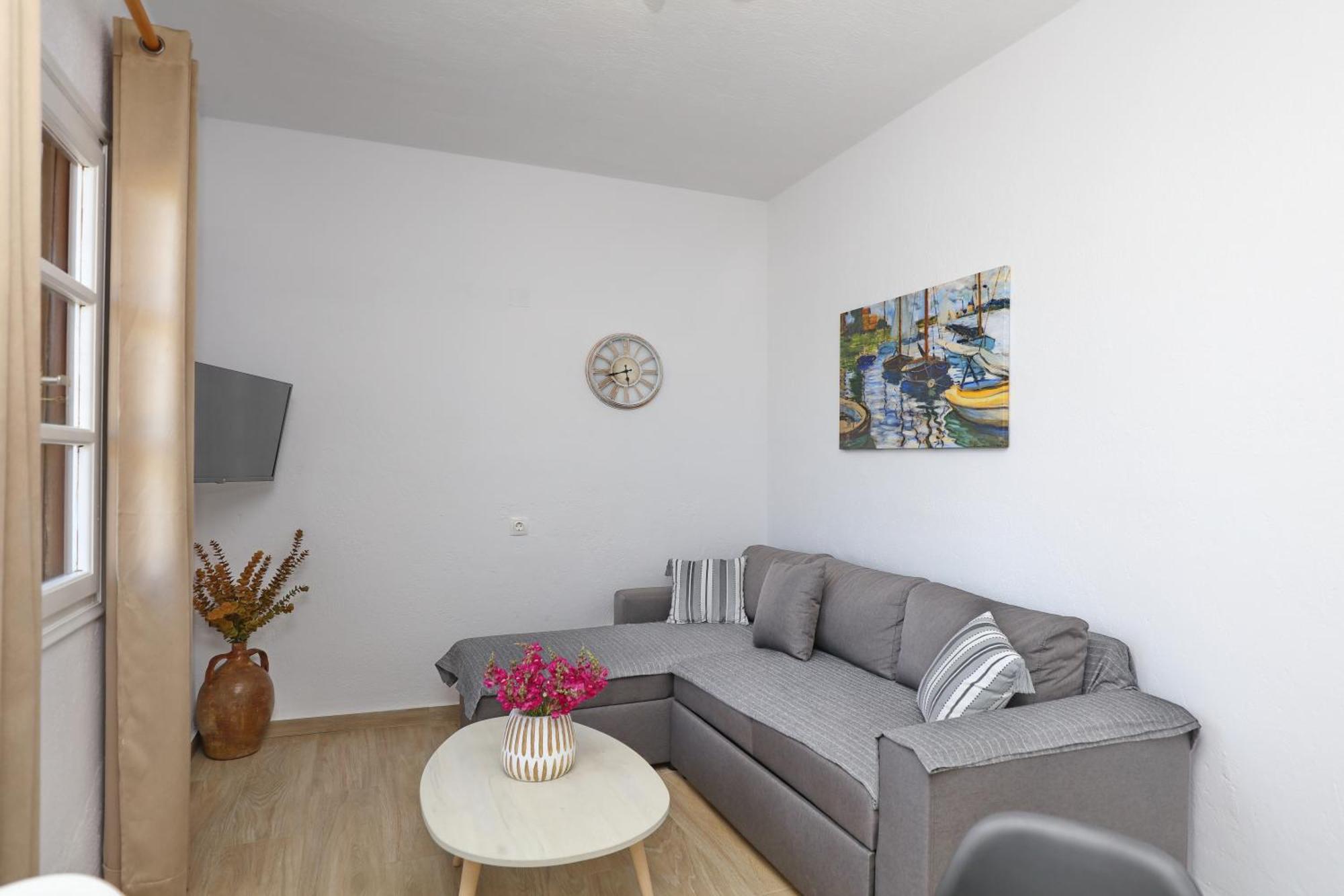 Tsoukalaria Studios Skopelos Town Bagian luar foto