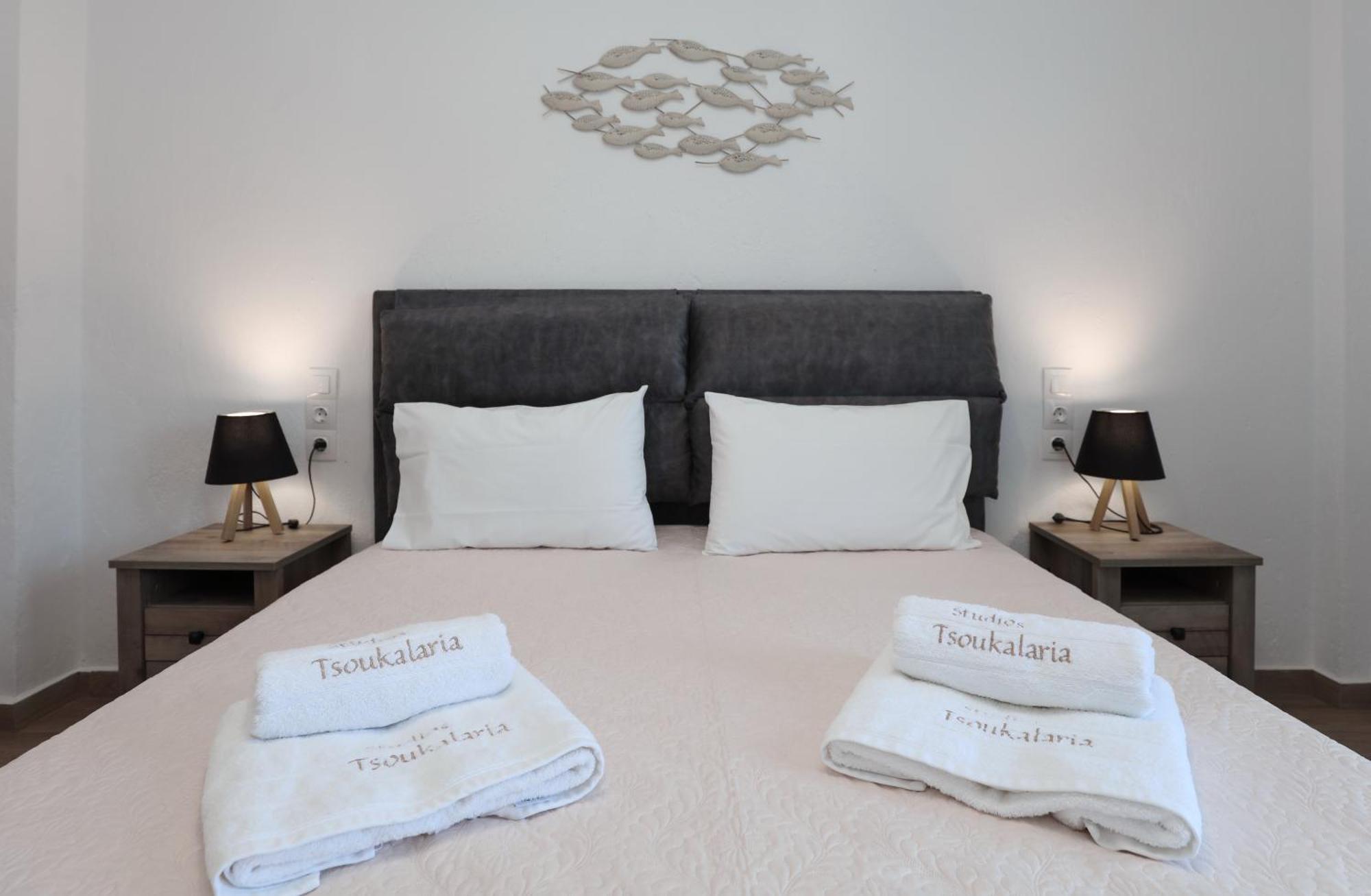 Tsoukalaria Studios Skopelos Town Bagian luar foto