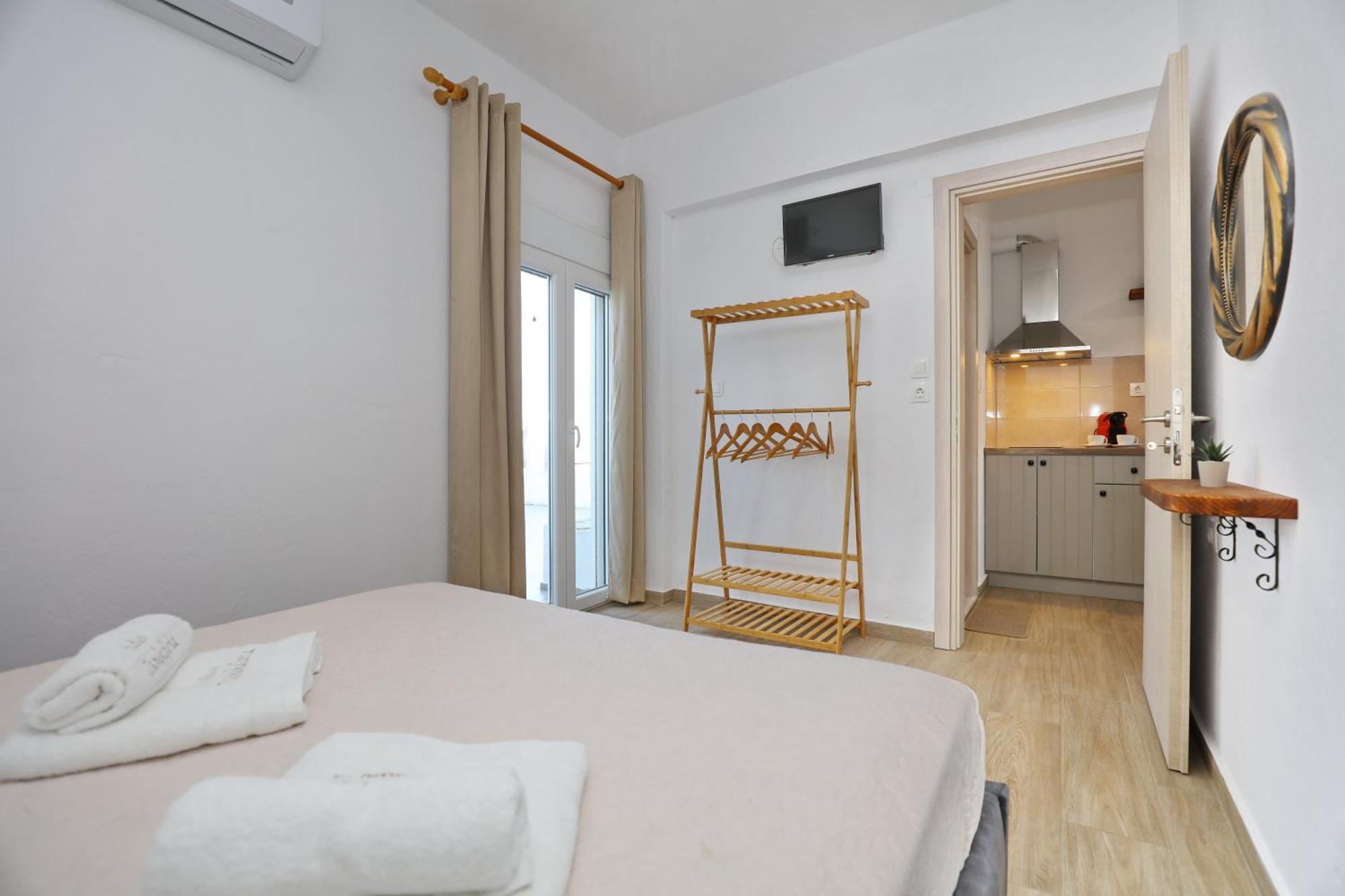 Tsoukalaria Studios Skopelos Town Bagian luar foto