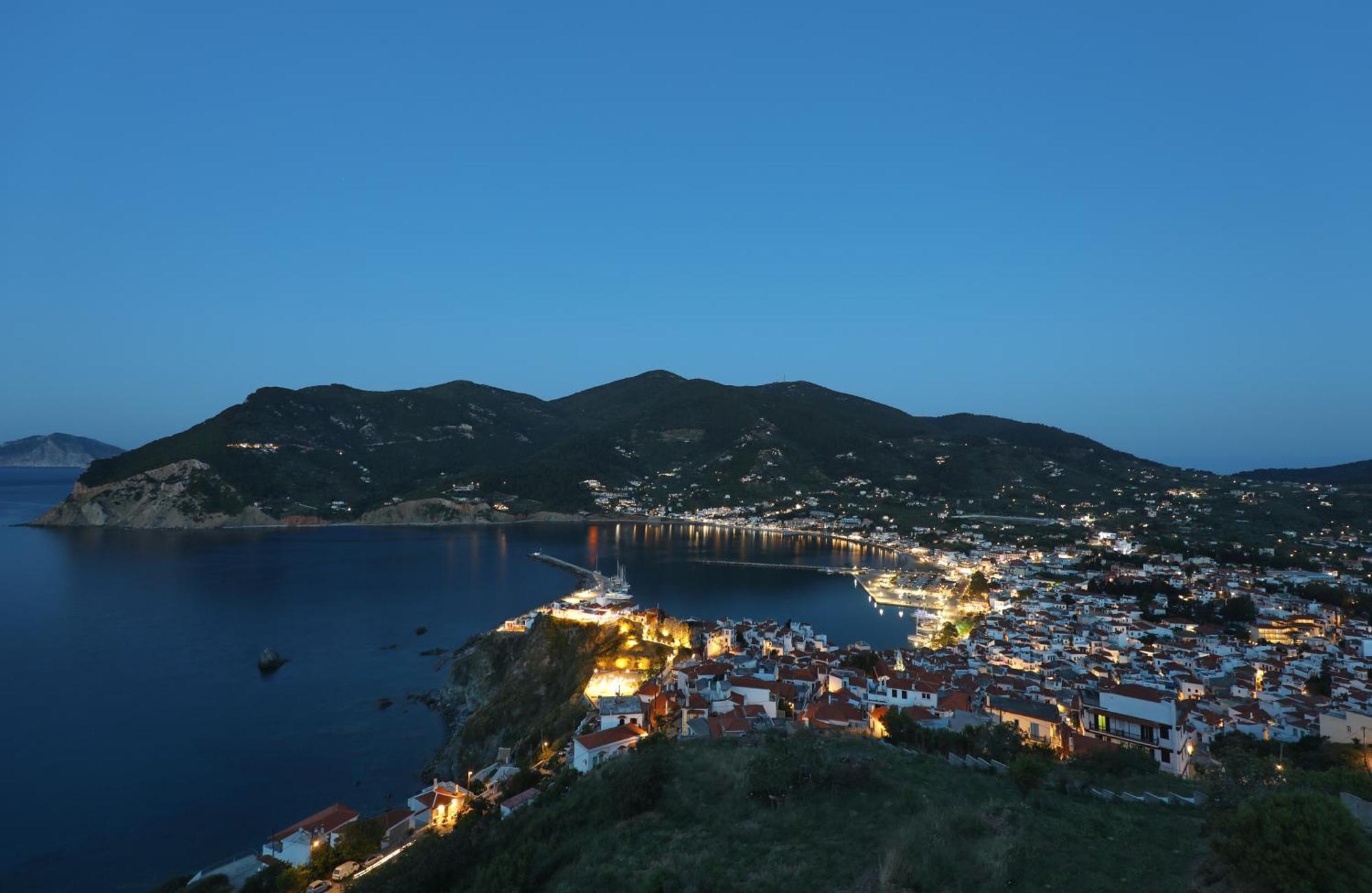 Tsoukalaria Studios Skopelos Town Bagian luar foto