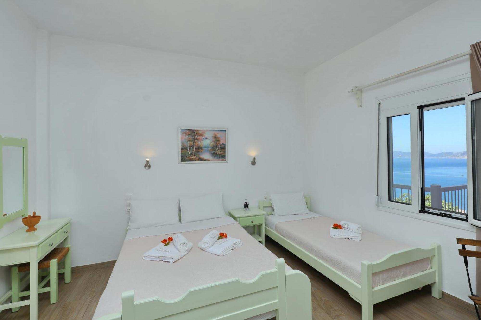 Tsoukalaria Studios Skopelos Town Bagian luar foto
