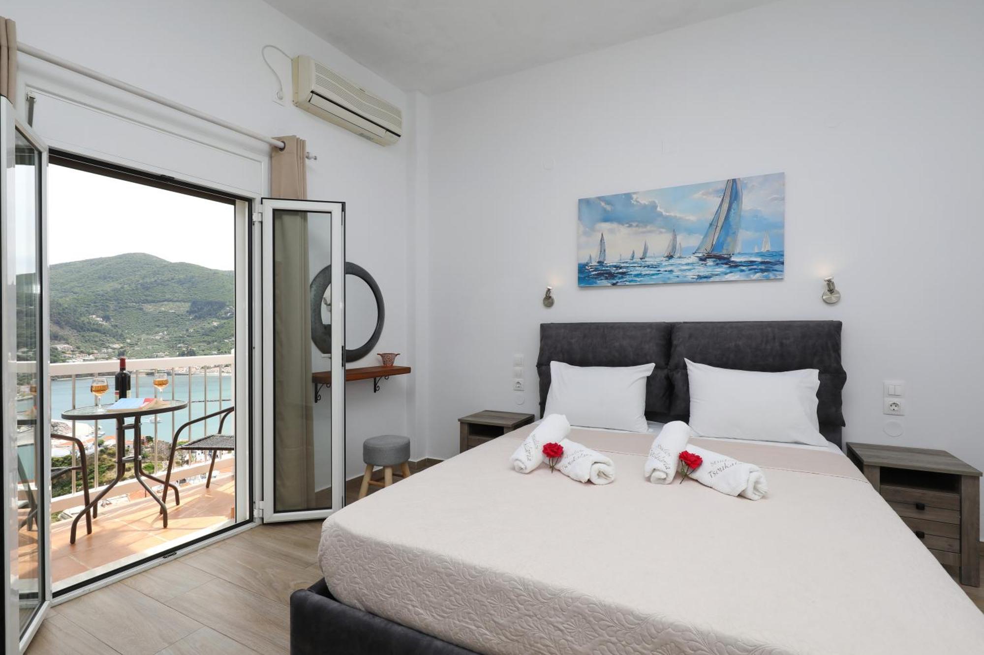Tsoukalaria Studios Skopelos Town Bagian luar foto