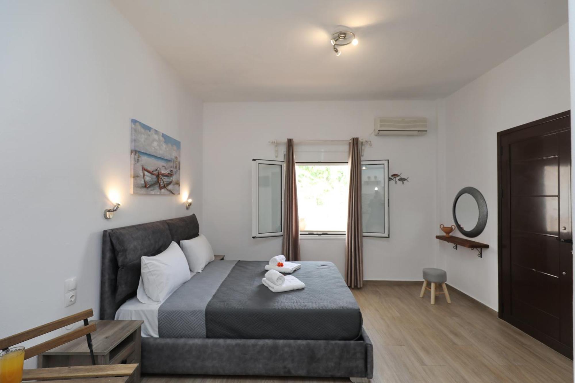 Tsoukalaria Studios Skopelos Town Bagian luar foto